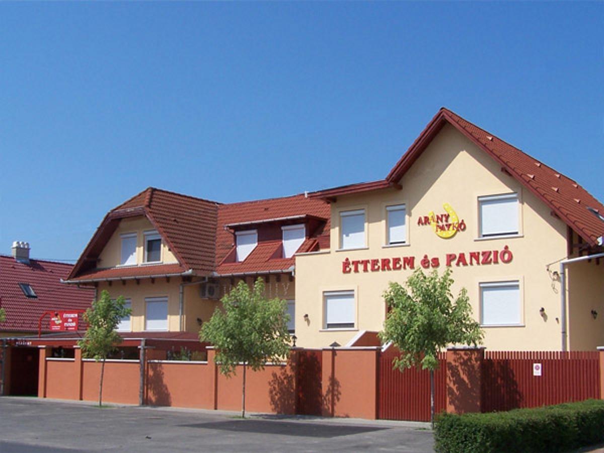 Arany Patko Panzio Hotel Debrecen Eksteriør billede